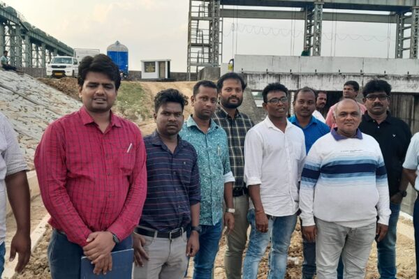 Water release into left side canal of Baitanai barrage successful in the presence of the CCE