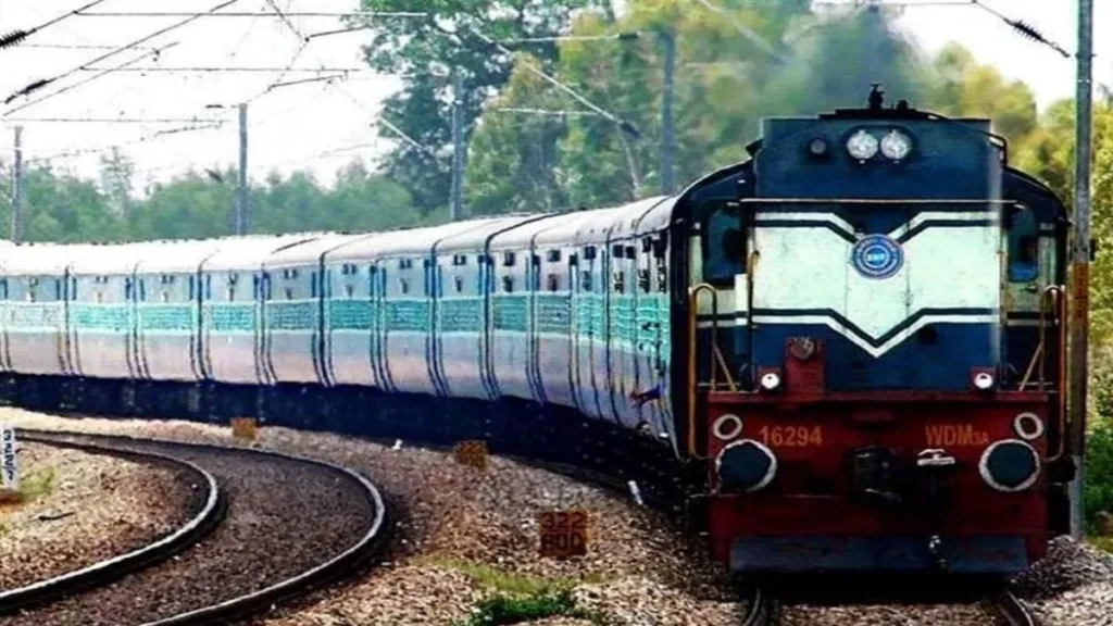  East Coast Railway Cancels Certain Trains In View Of ‘Michaung’ Cyclone