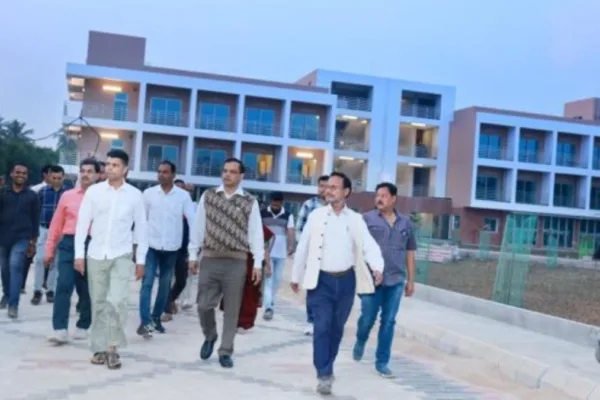 5T Chairman VK Pandian visits Odia Varsity At Satyabadi