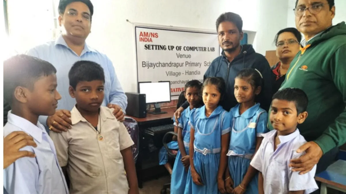 AM/NS India Establishes Up Computer Lab In Primary School At Handia In Nuagarh Panchayat