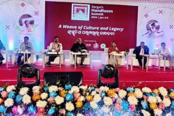 Bargarh Handloom Summit – 2024 Kicks Off  At   Bargarh