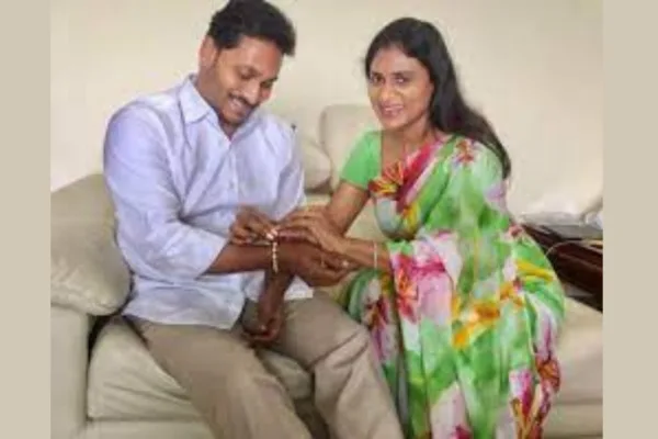 YS Sharmila Sister of CM Jagan Likely To Join Congress On Jan 4