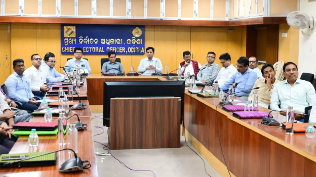 ECI Conducts Training for Election Observers Of Odisha Ahead of General Election 2024