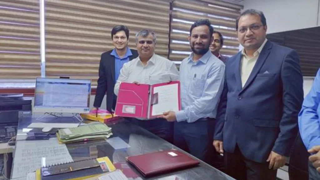 RECPDCL hands over SPVs for Inter State Power Transmission project in Kallam Area, Osmanabad, Maharashtra and Intra-State Power Transmission Project in Uttar Pradesh